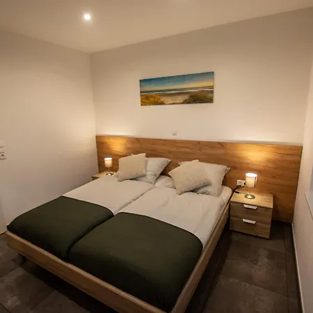 Seeufer Apartment *