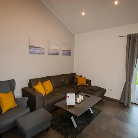 Seeufer Apartamento Walchum